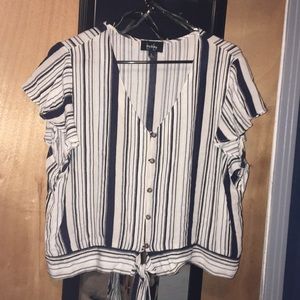 Cropped dress shirt